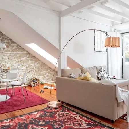 Apartment Plum Guide - Purr-fect